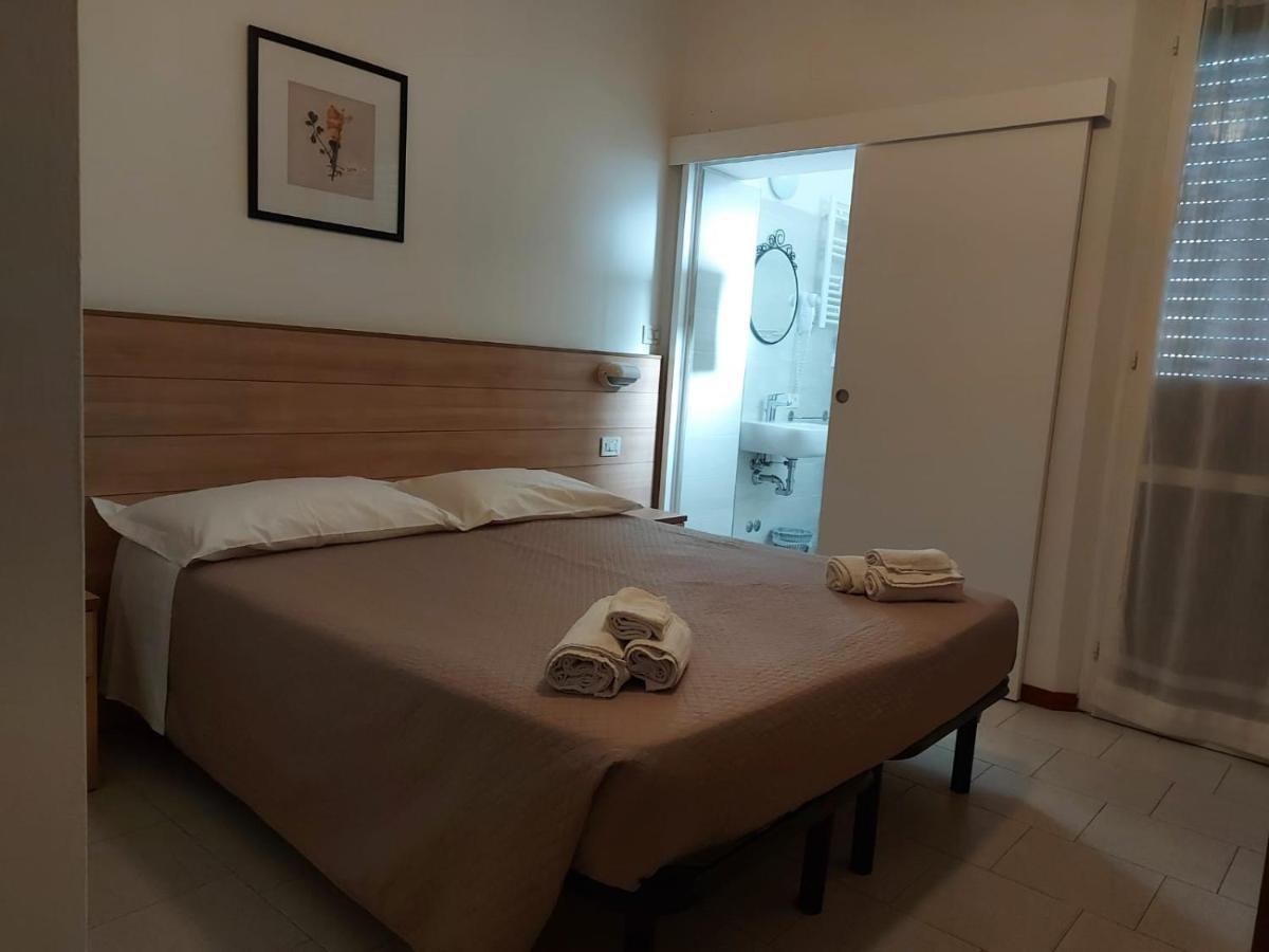 Hotel Brezza Rimini Eksteriør bilde