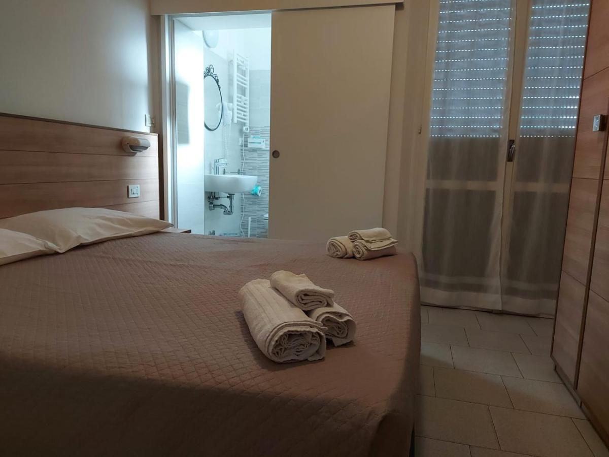 Hotel Brezza Rimini Eksteriør bilde
