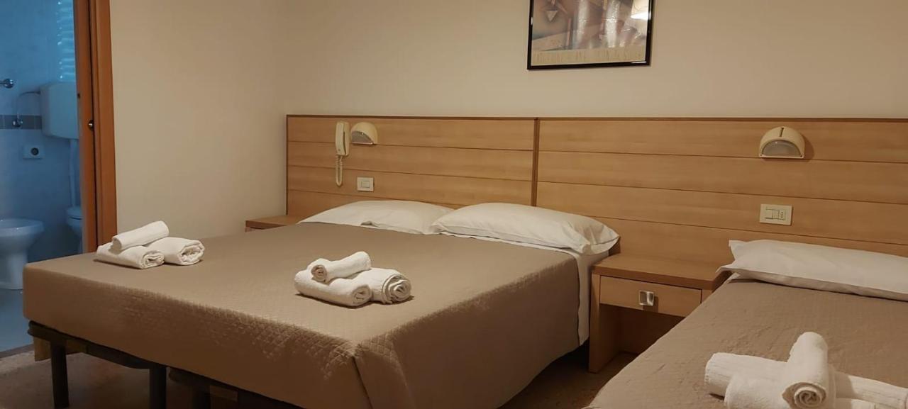 Hotel Brezza Rimini Eksteriør bilde