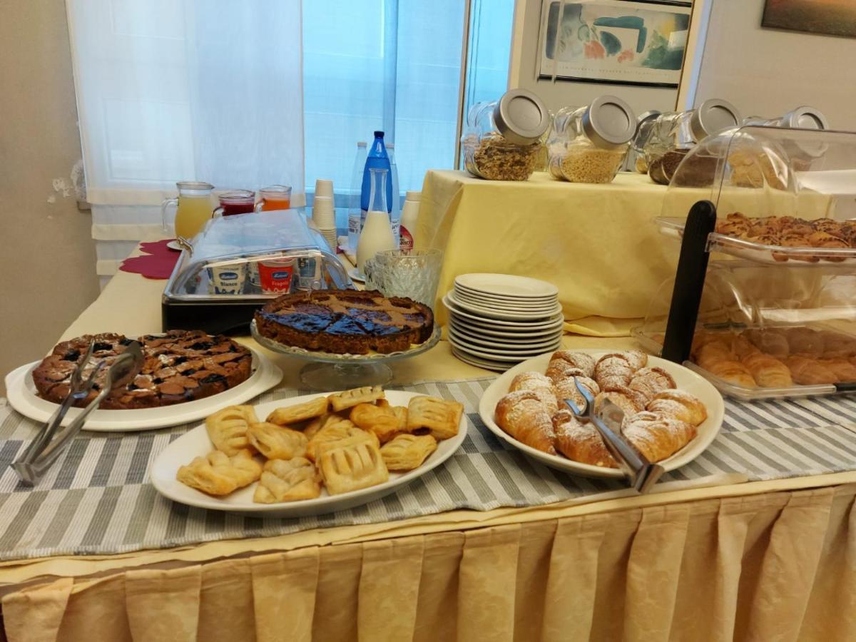 Hotel Brezza Rimini Eksteriør bilde